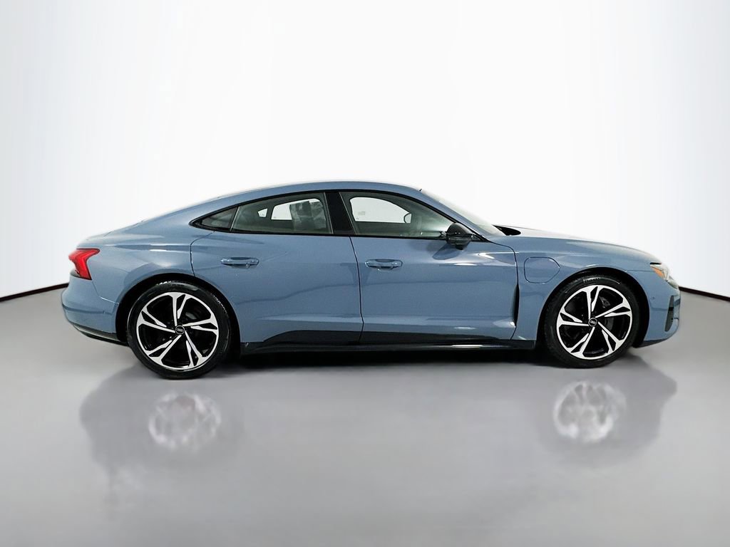 Used 2022 Audi e-tron GT Prestige w/ Prestige Package AWD/4WD image 9