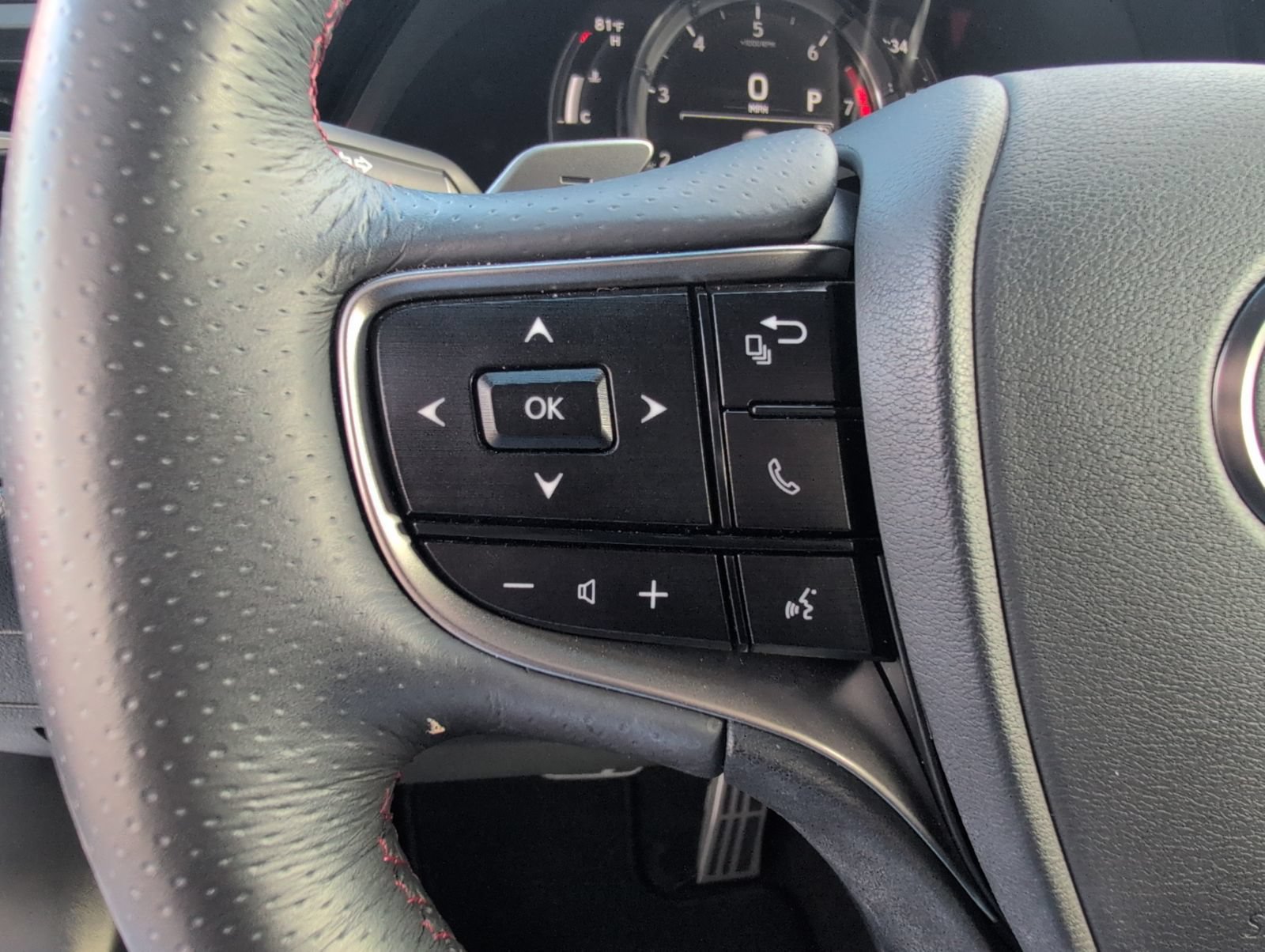 Certified 2024 Lexus ES 350 F Sport w/ Accessory Package (Z1) FWD image 11