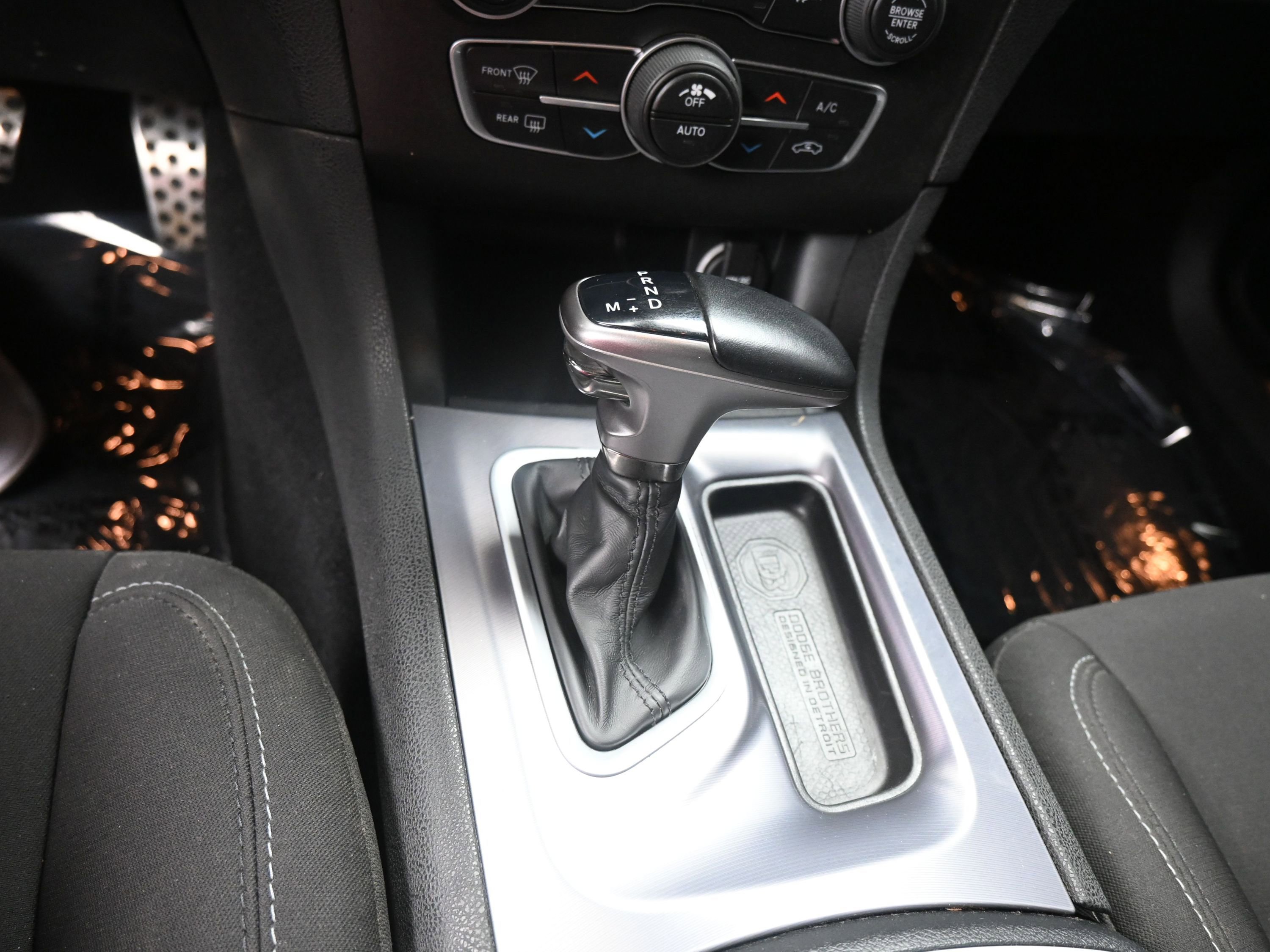 Used 2021 Dodge Charger R/T w/ Performance Handling Group image 15