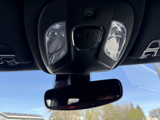 Used 2025 Jeep Compass Limited w/ Elite Group AWD/4WD image 32