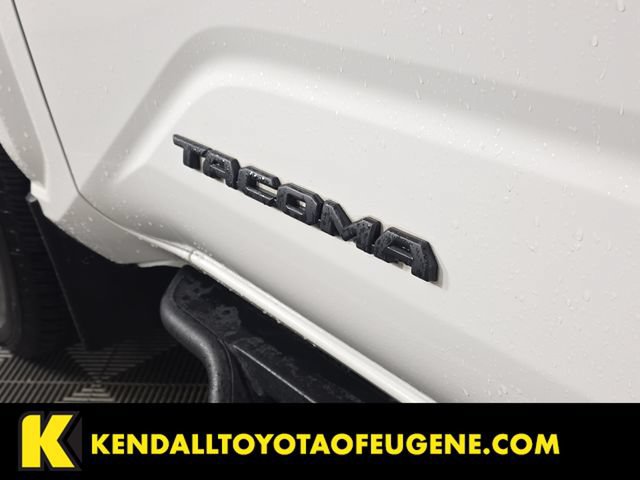 Used 2024 Toyota Tacoma SR5 AWD/4WD image 11