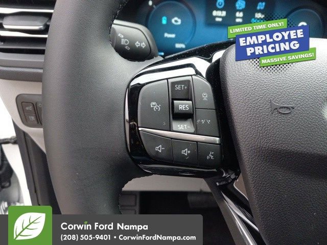 New 2025 Ford Escape SE w/ PHEV Premium Package FWD image 18