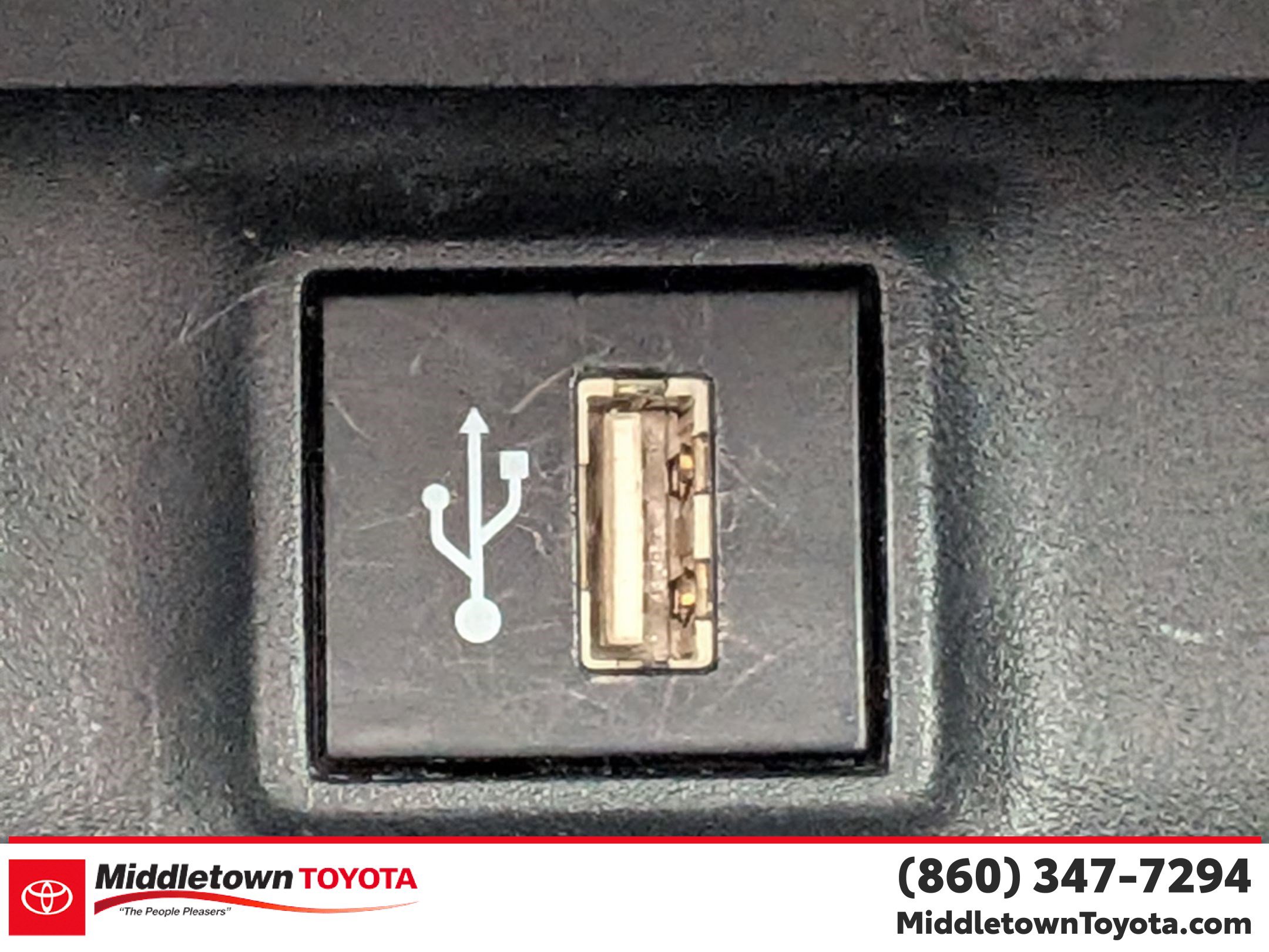 Certified 2025 Toyota RAV4 XLE AWD/4WD image 25