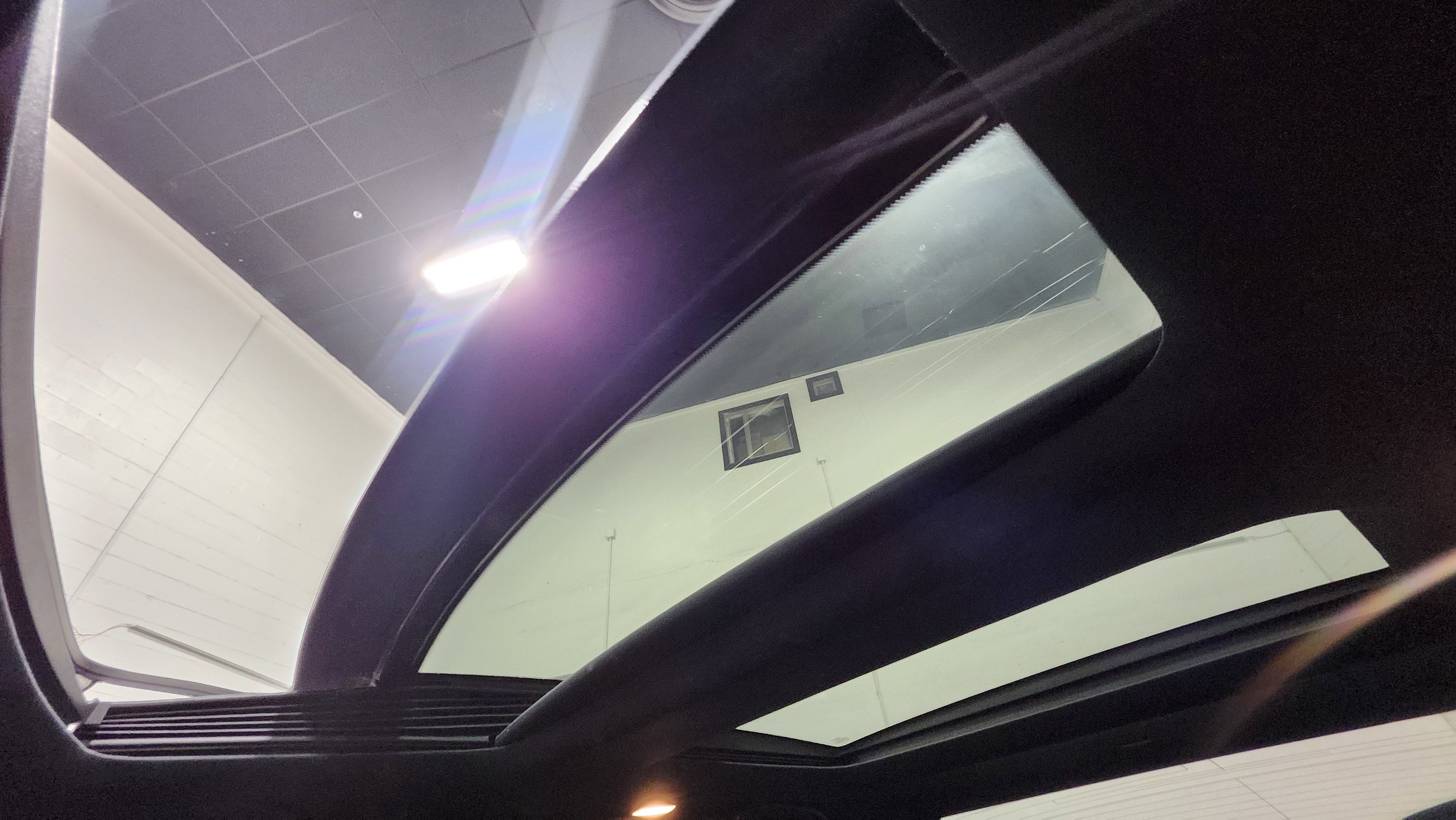 Used 2019 Nissan Maxima SR w/ Premium Package image 2