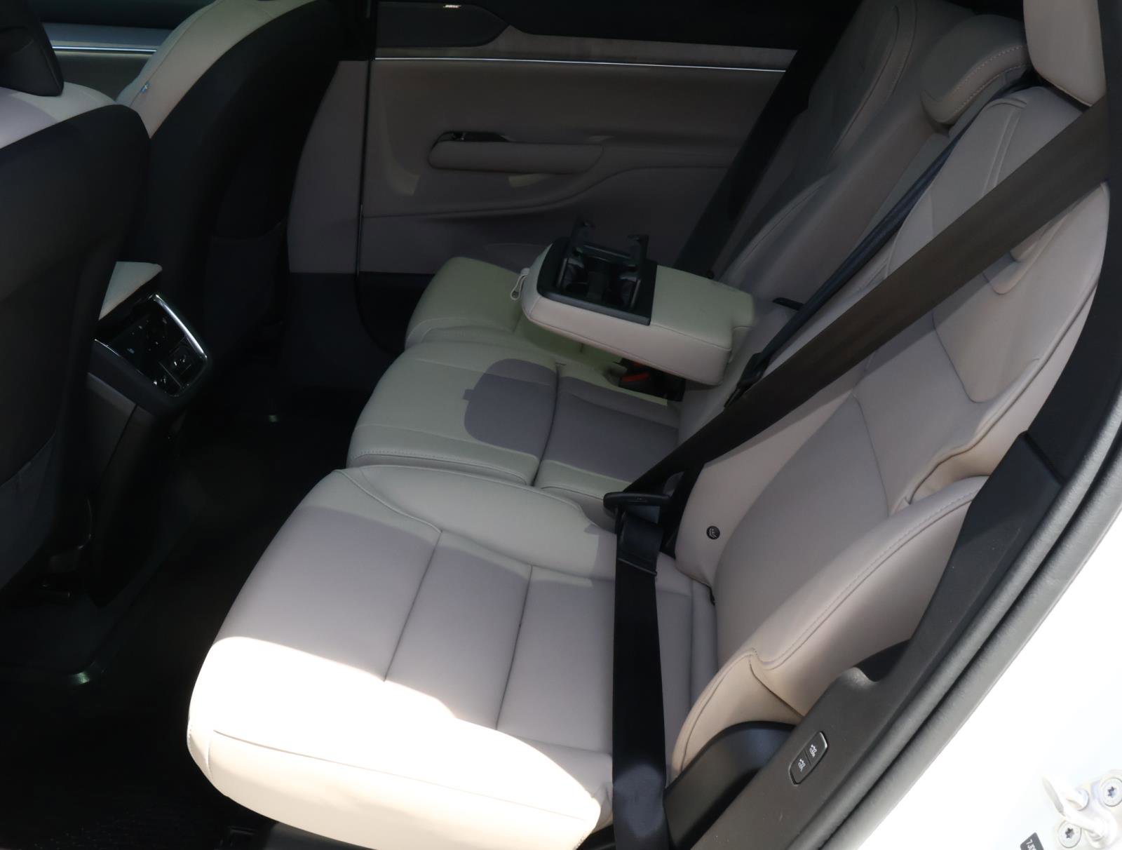 Used 2025 Volvo EX90 Ultra image 21