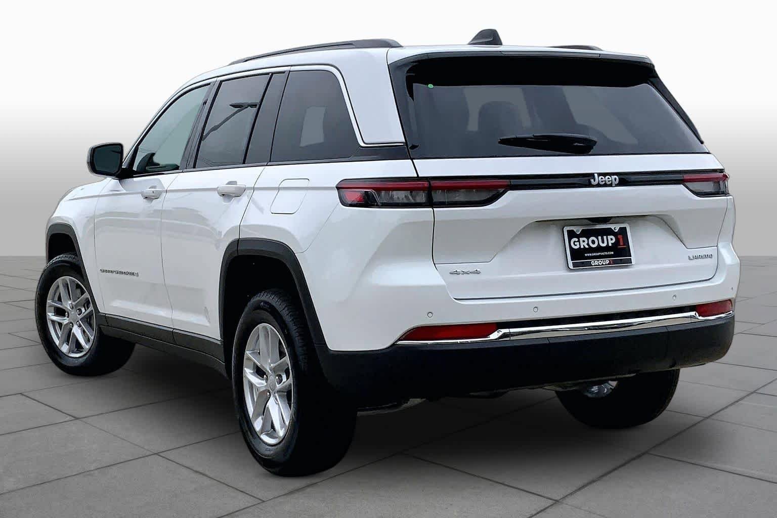 New 2026 Jeep Grand Cherokee Laredo X AWD/4WD image 12