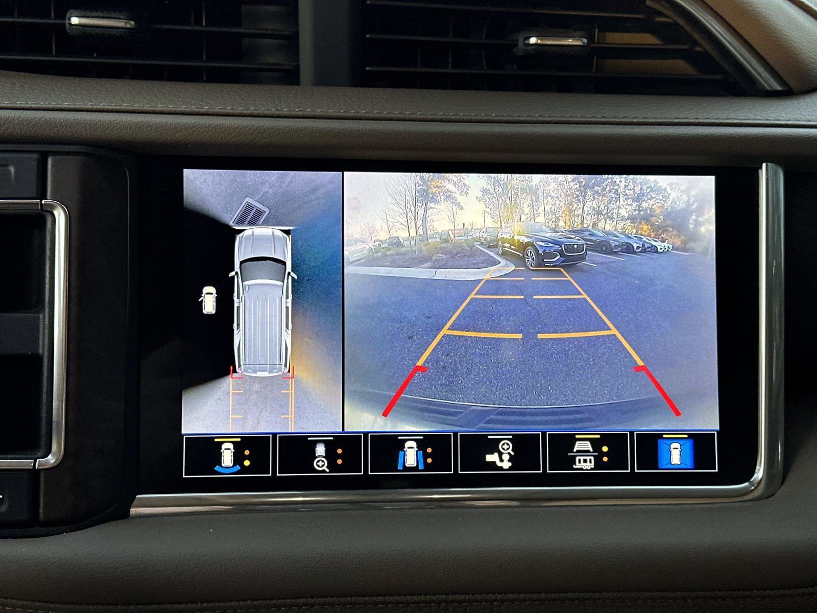 Used 2021 GMC Yukon Denali w/ Denali Ultimate Package image 22