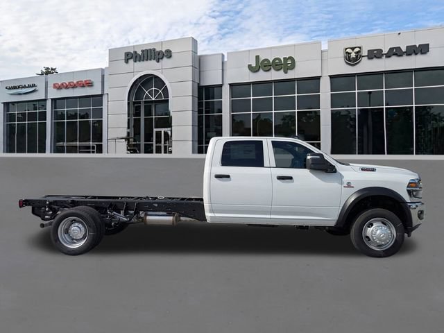 New 2026 RAM 5500 Tradesman AWD/4WD image 2