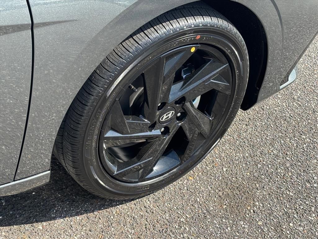 New 2026 Hyundai Elantra SEL Sport image 28