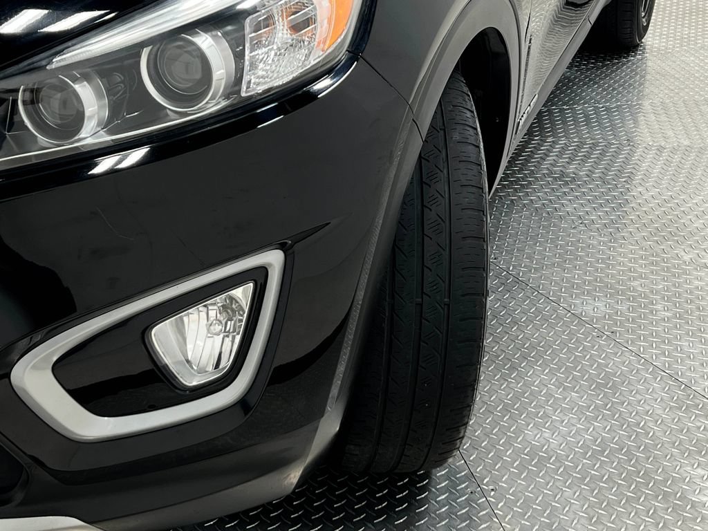 Used 2018 Kia Sorento EX w/ EX Advanced Touring Package AWD/4WD image 39