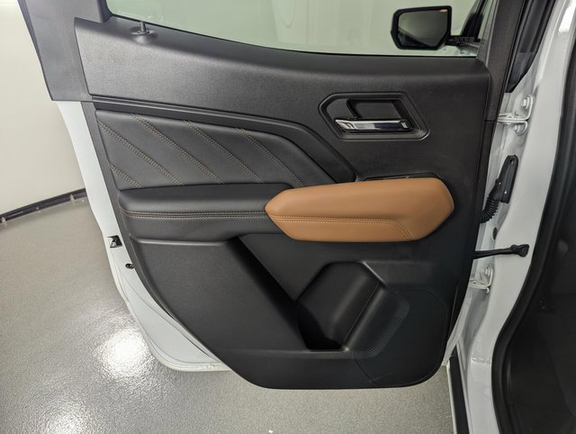 Used 2024 GMC Canyon AT4 w/ AT4 Premium Package image 22