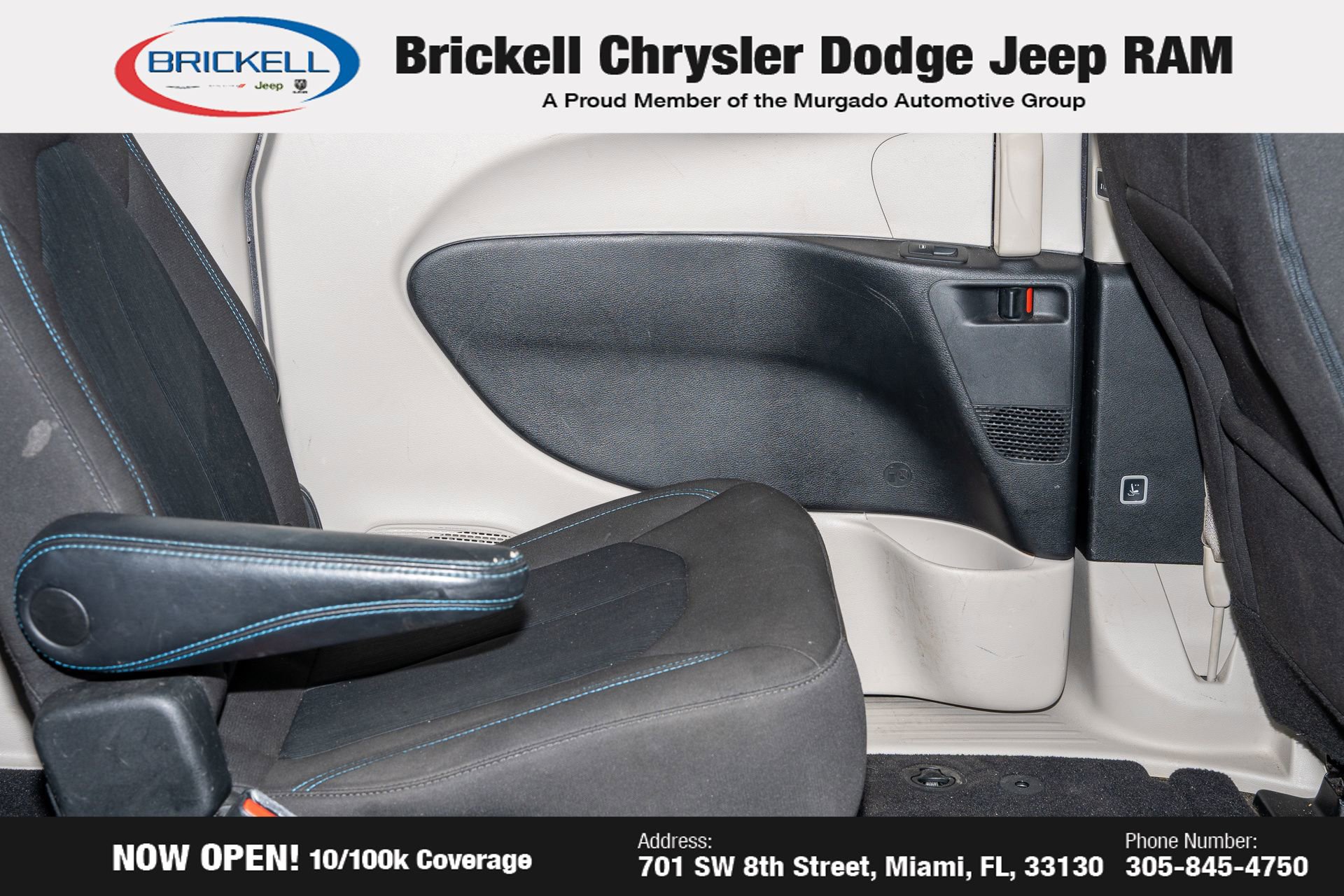 Used 2021 Chrysler Pacifica Touring image 12