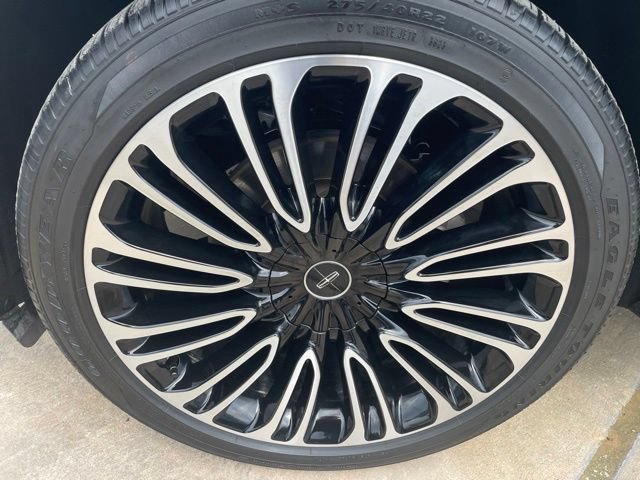 Used 2024 Lincoln Aviator Black Label AWD/4WD image 7