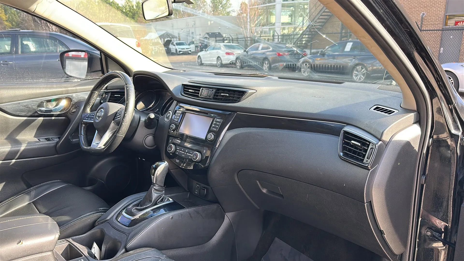 Used 2017 Nissan Rogue Sport SL FWD image 20