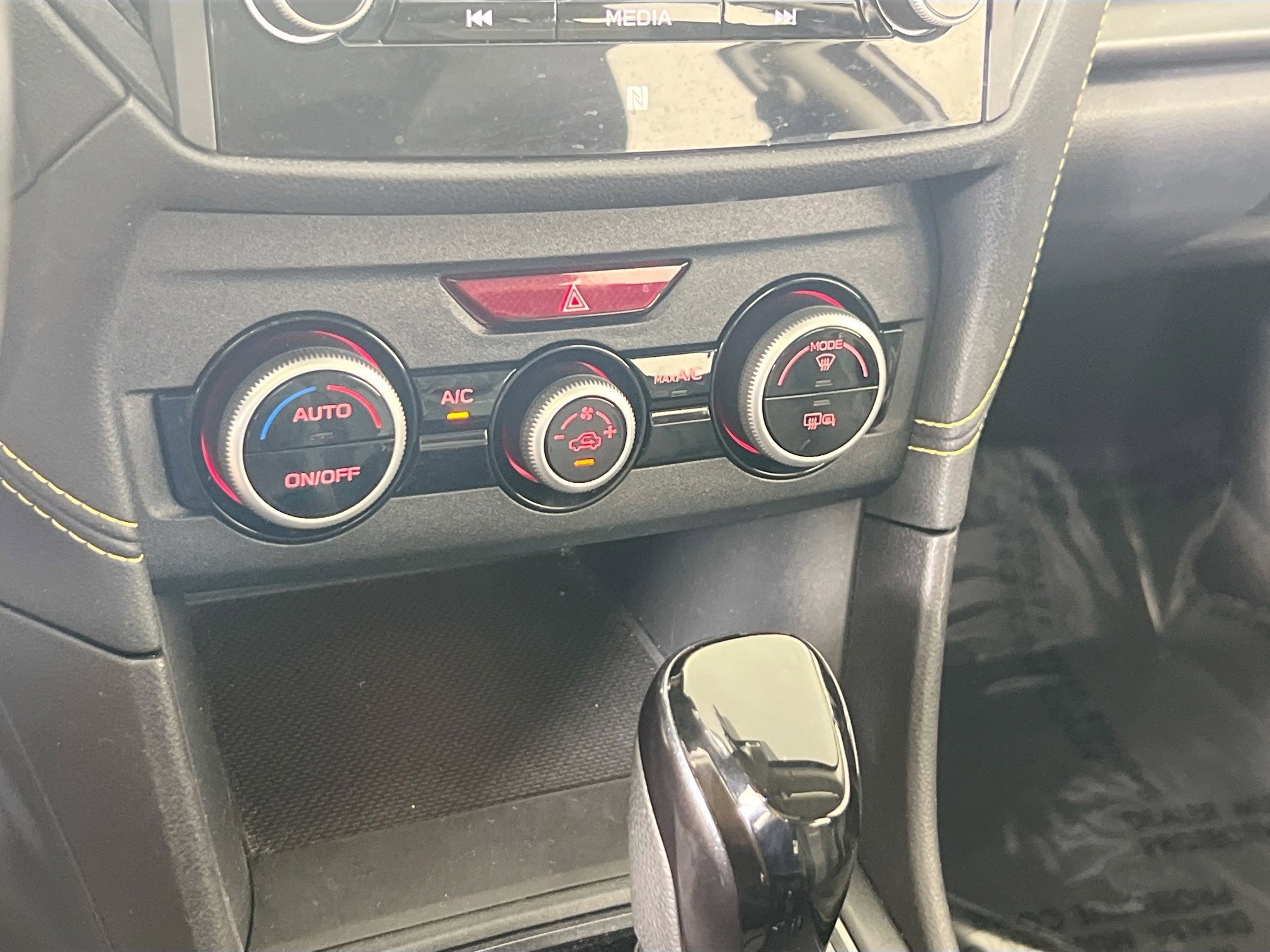 Used 2022 Subaru Crosstrek 2.5i Sport w/ Moonroof Package image 15