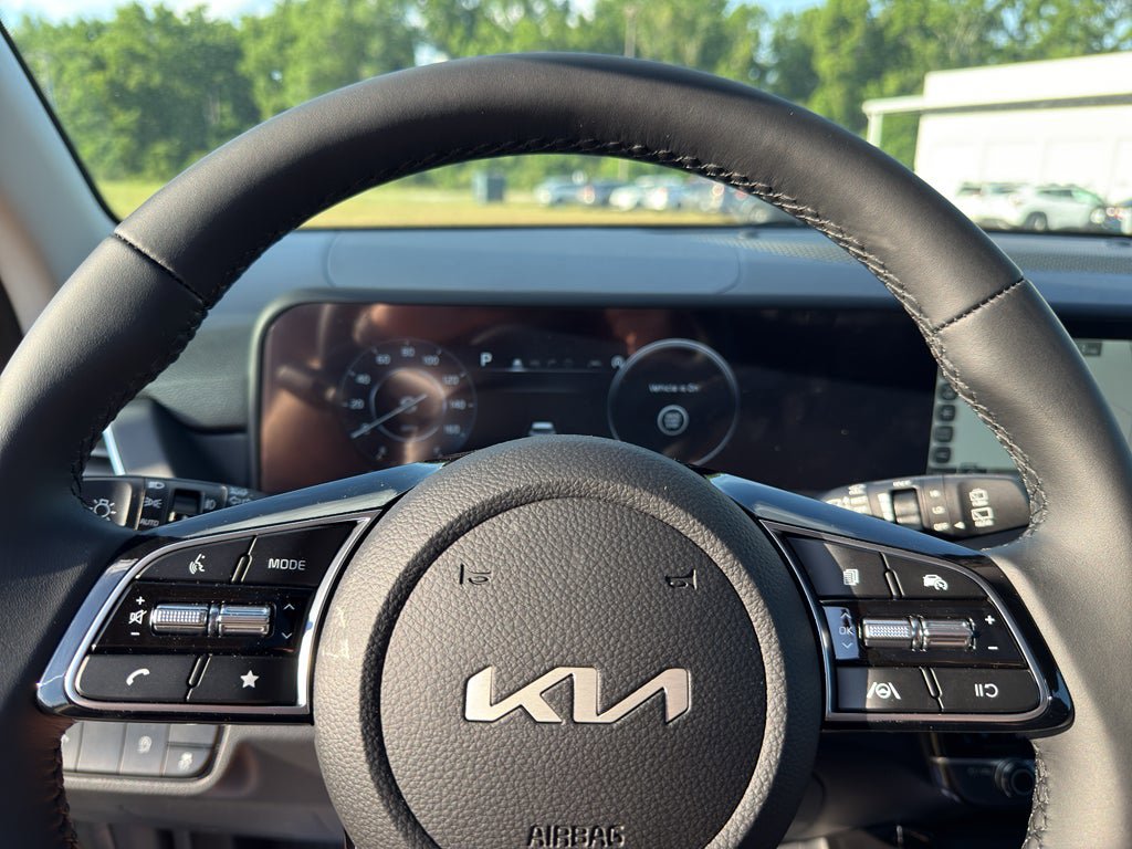 New 2026 Kia Seltos EX FWD image 18