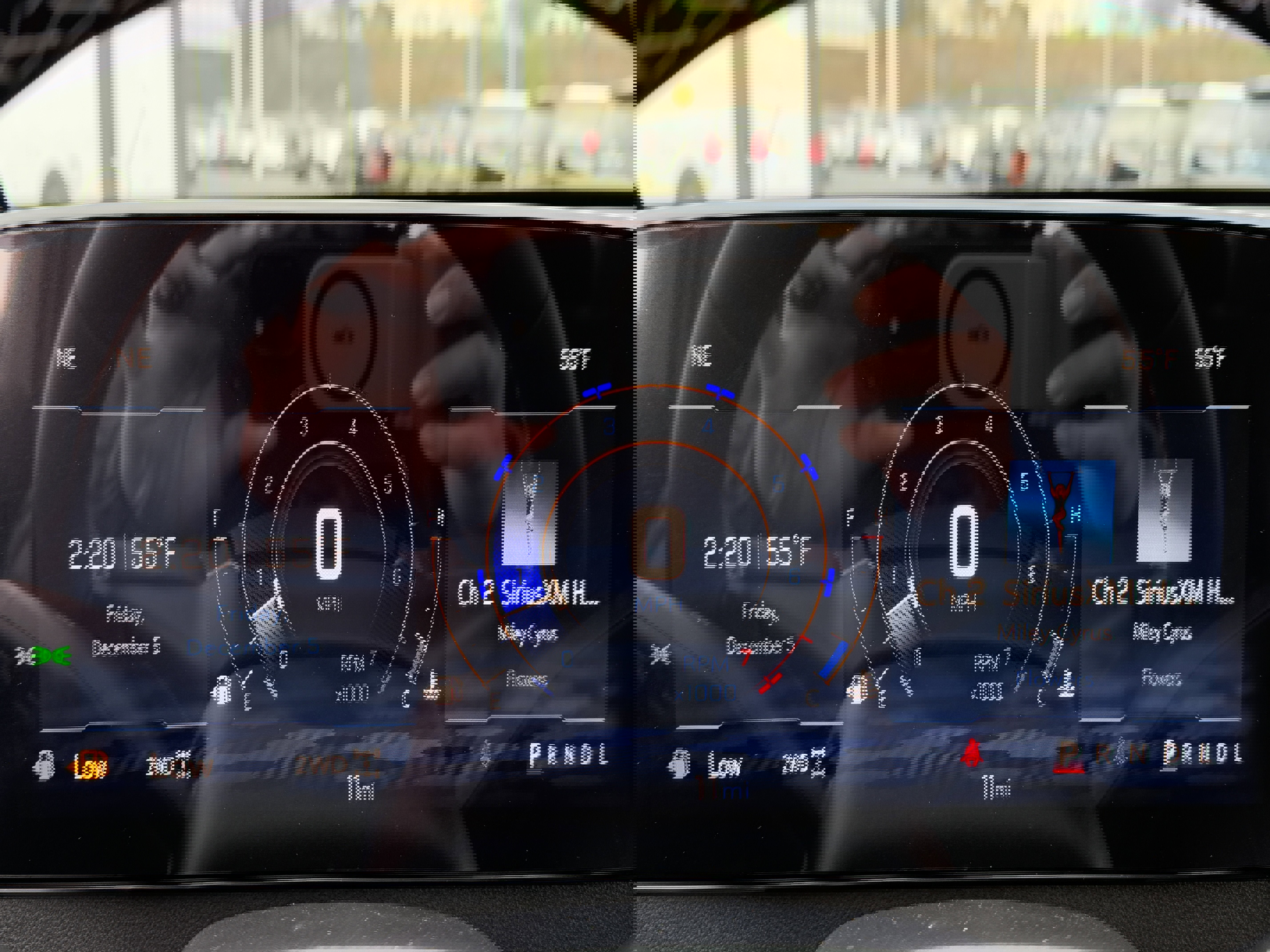 New 2025 Chevrolet Traverse LT image 13