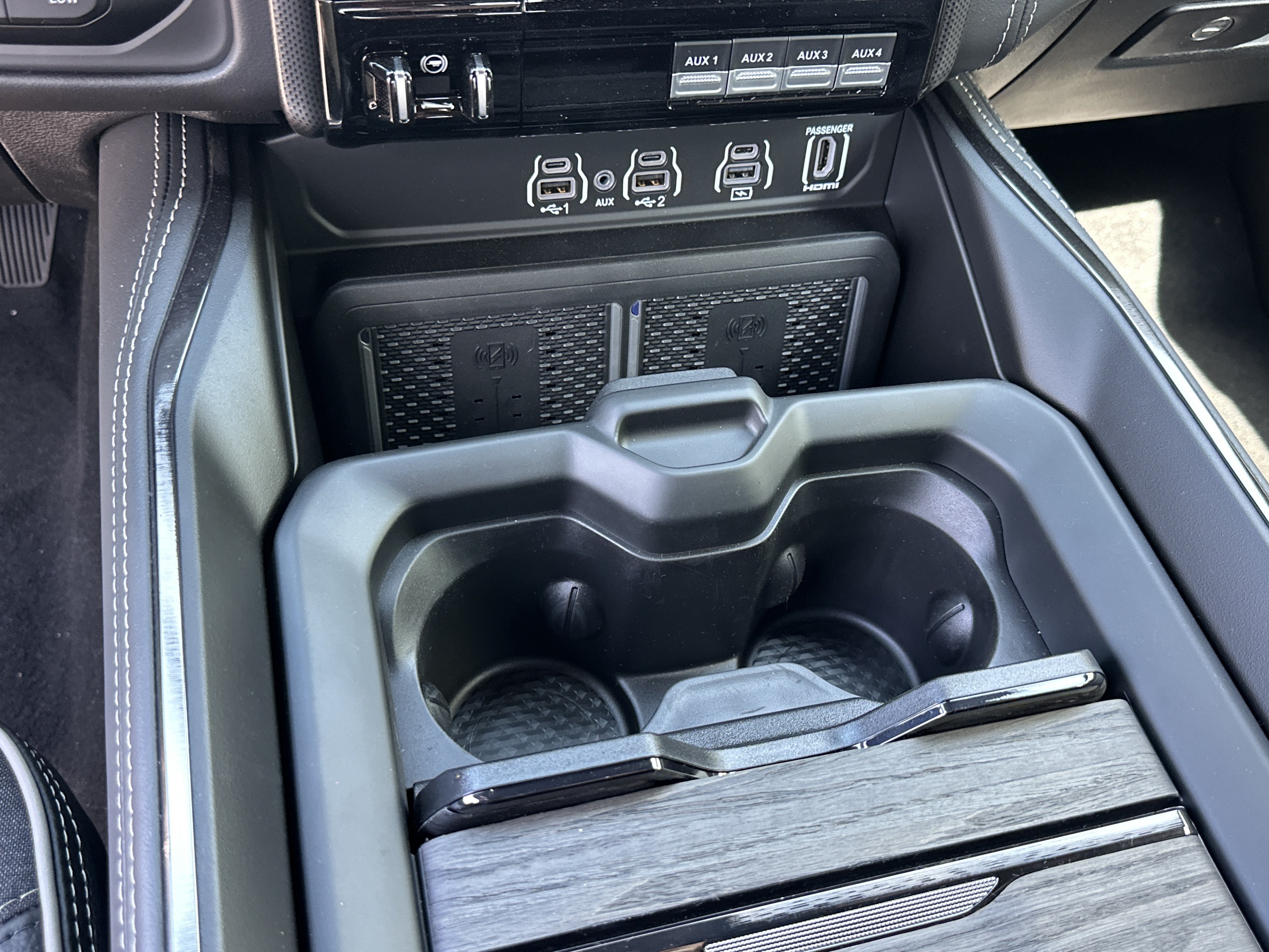 New 2027 RAM 2500 Limited AWD/4WD image 6