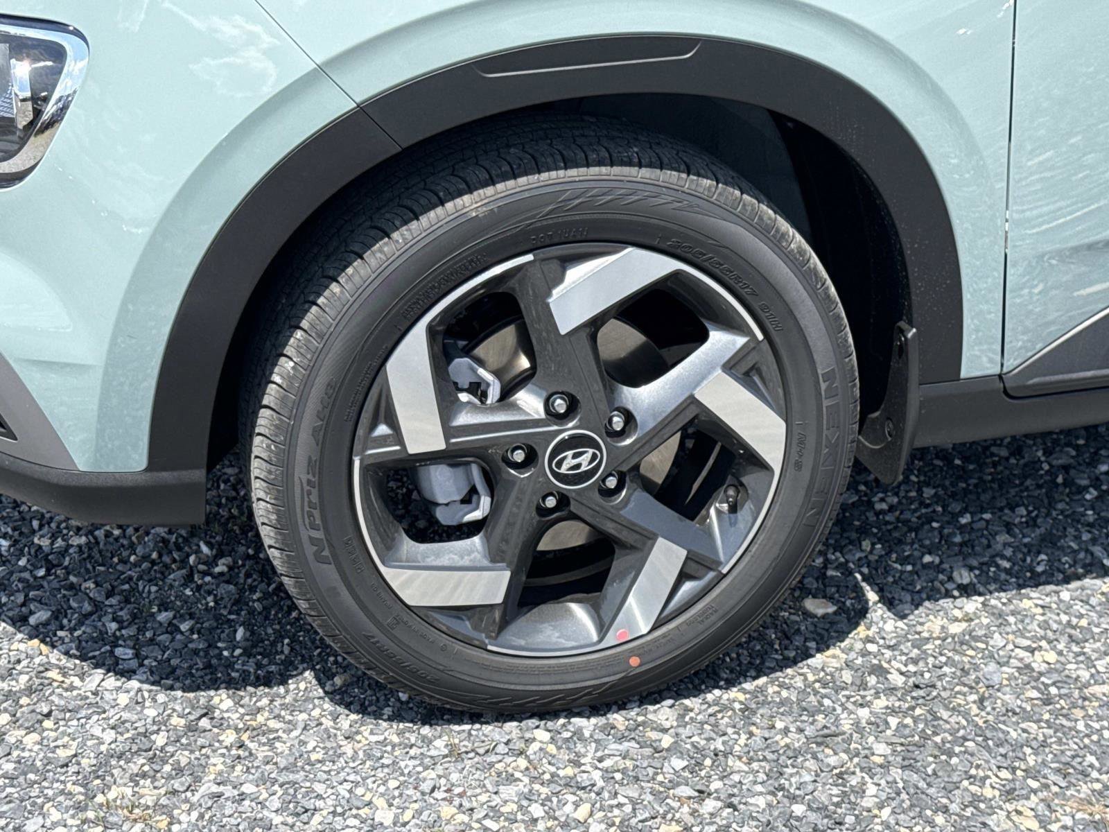 New 2026 Hyundai Venue SEL FWD image 18
