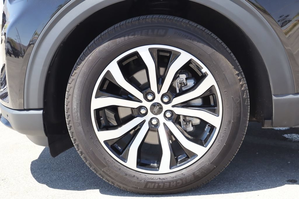 Used 2025 Ford Explorer ST-Line w/ Premium Package RWD image 12