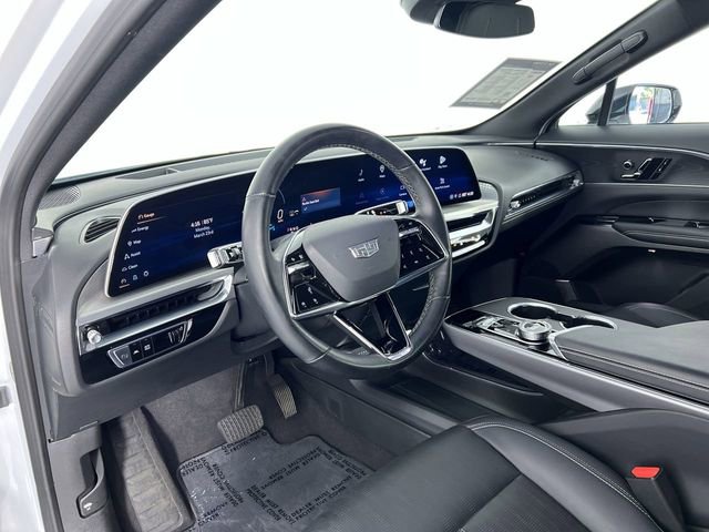 Used 2024 Cadillac Lyriq Sport image 10