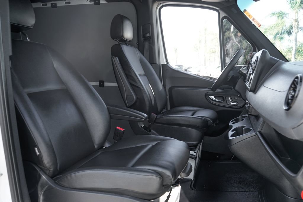Used 2024 Mercedes-Benz Sprinter 144 Cargo image 36