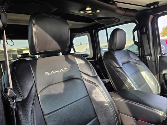 Used 2019 Jeep Wrangler Unlimited Sahara AWD/4WD image 11