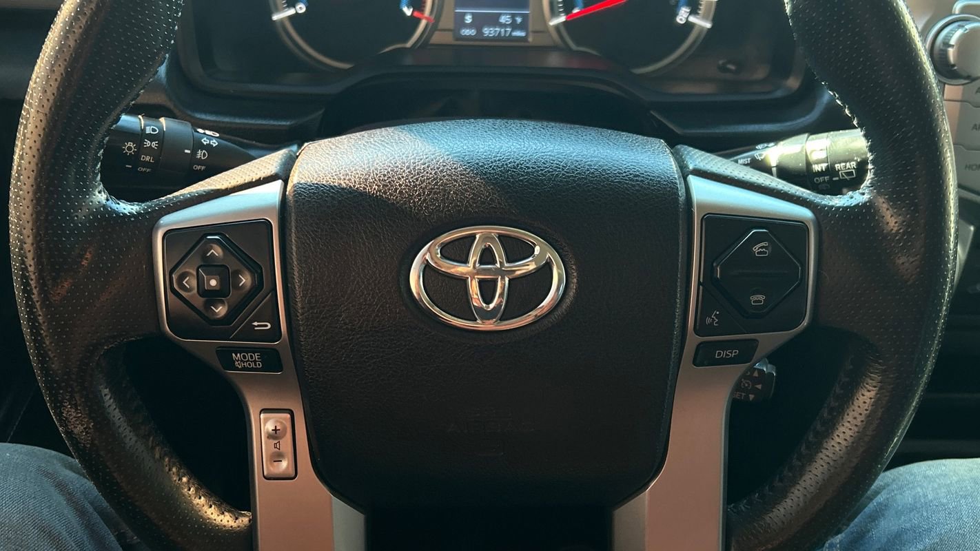 Used 2016 Toyota 4Runner SR5 image 22