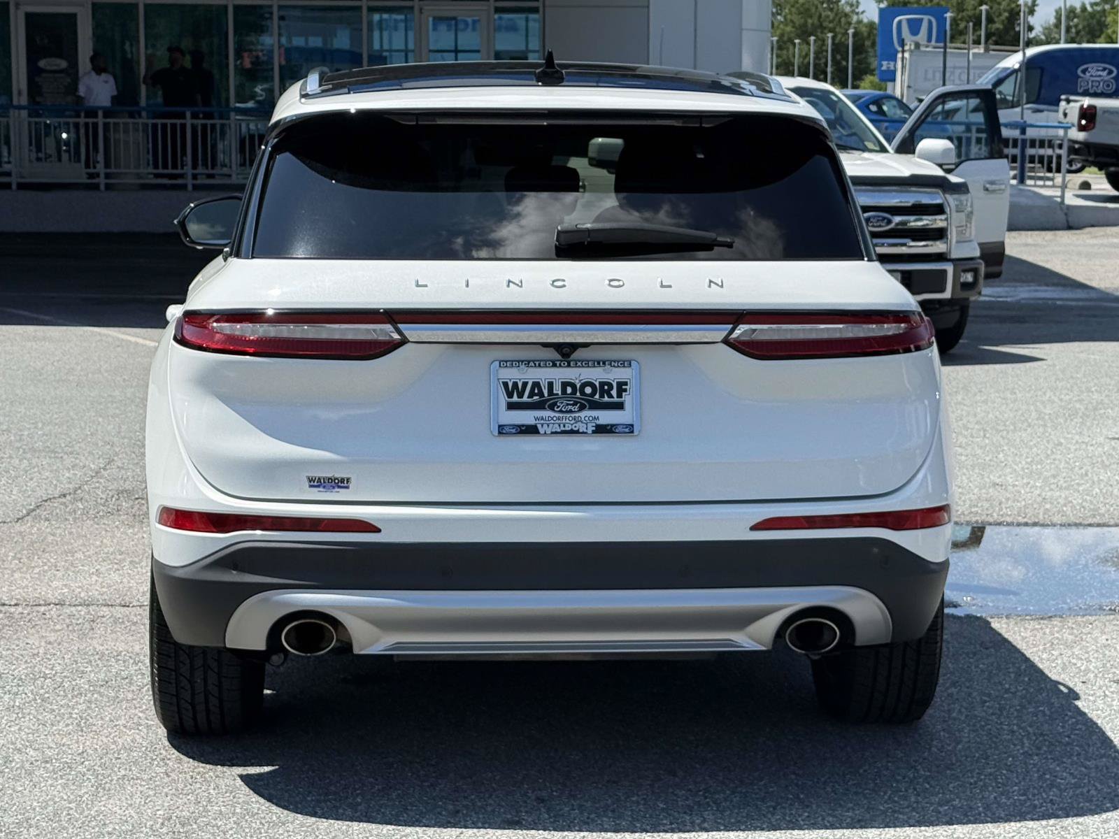 Used 2022 Lincoln Corsair Reserve w/ Equipment Group 201A AWD/4WD image 3