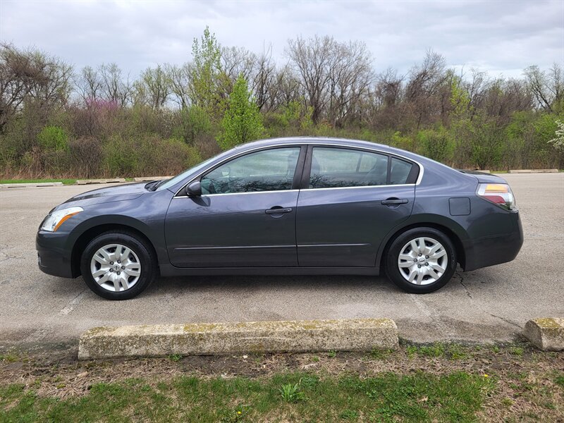 Used 2012 Nissan Altima 2.5 S FWD image 3