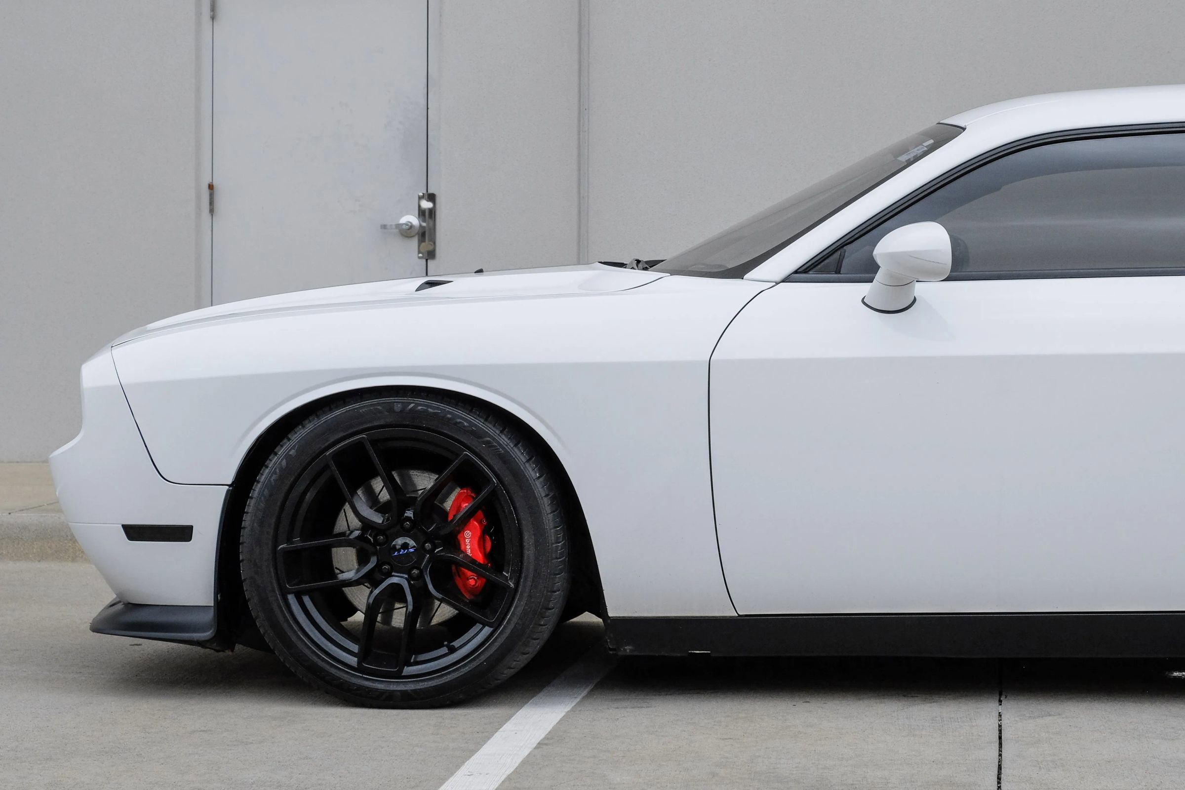 Used 2011 Dodge Challenger SRT8 RWD image 11