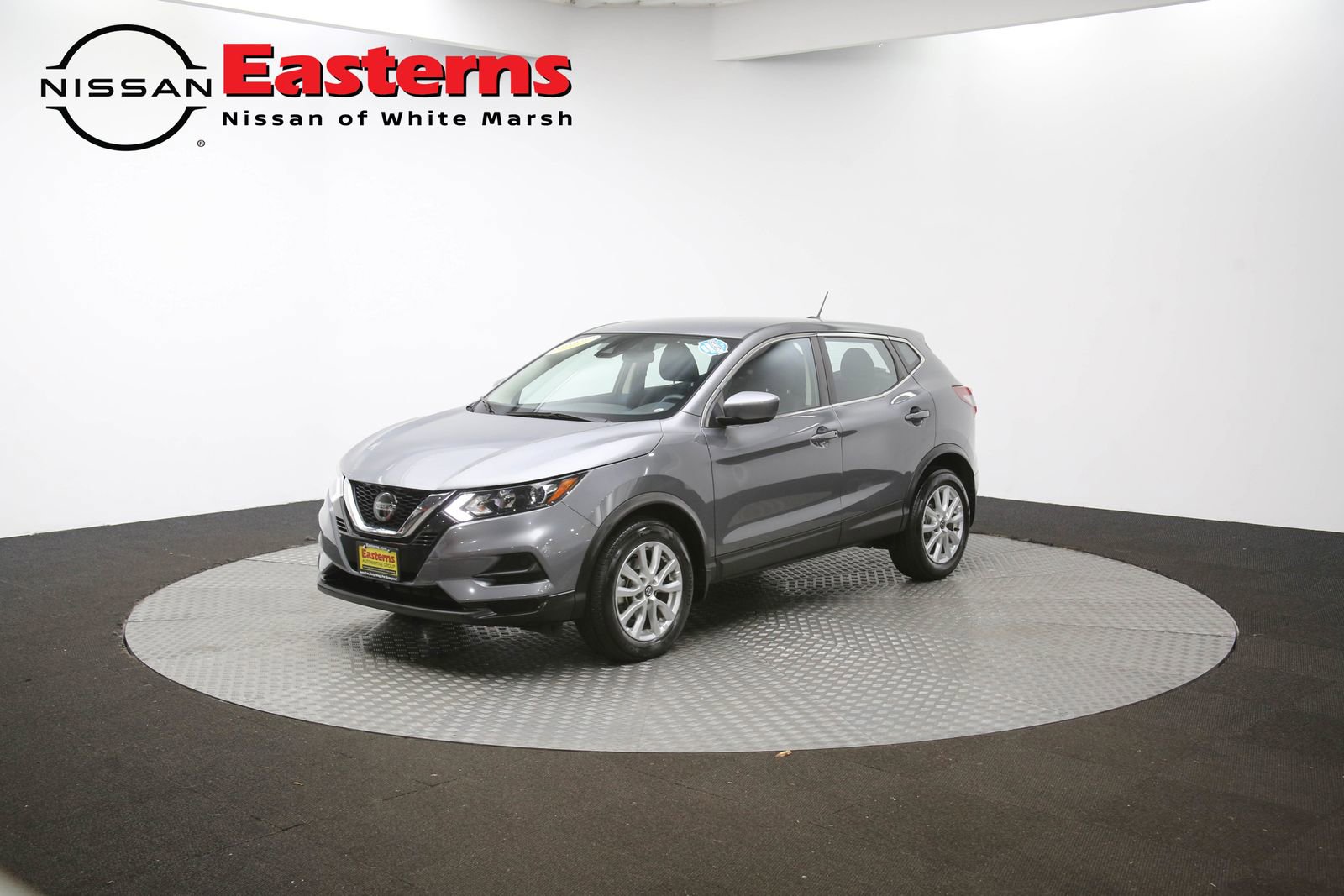Used 2022 Nissan Rogue Sport S image 53