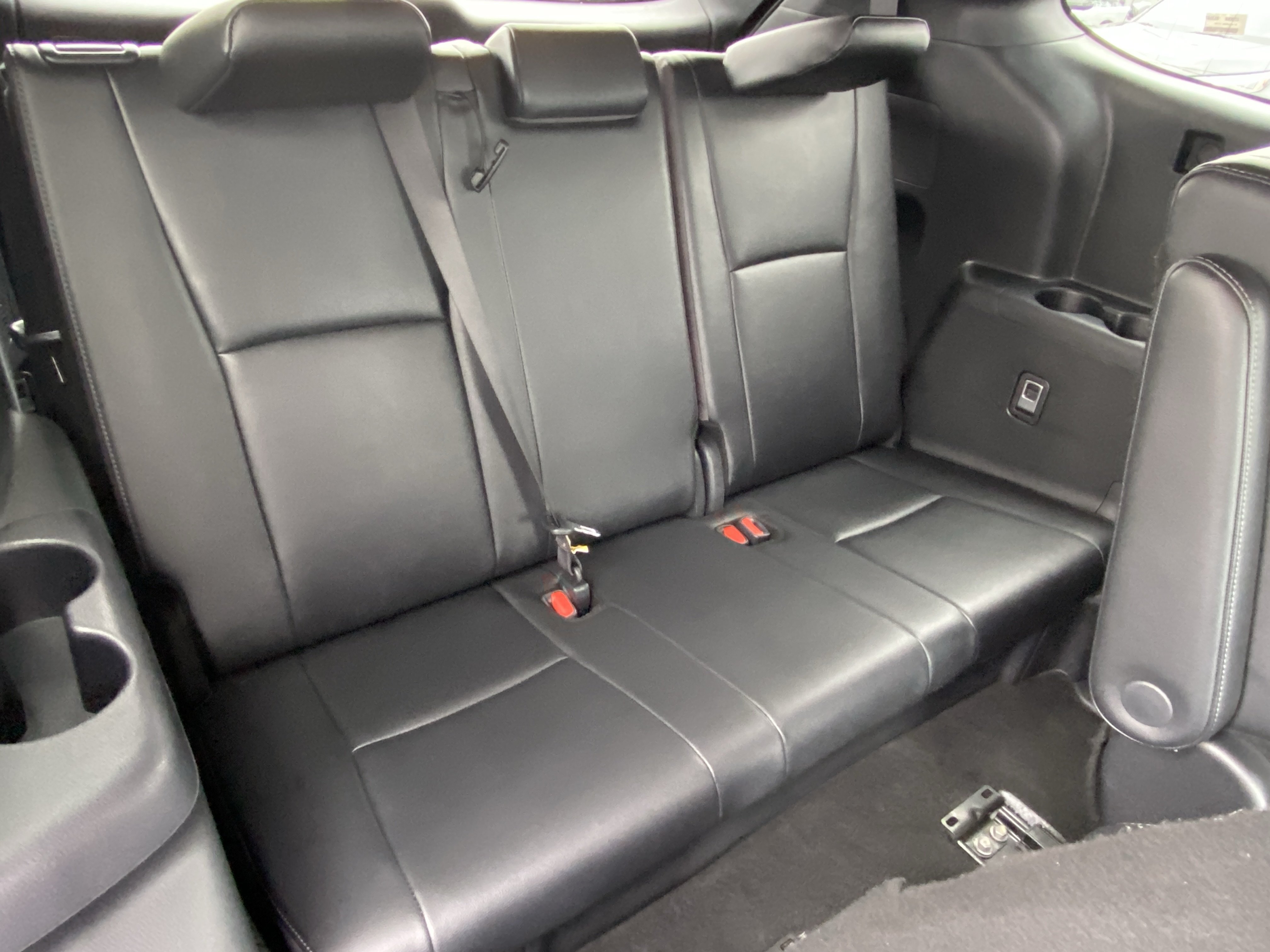 Used 2025 Toyota Highlander XSE AWD/4WD image 12