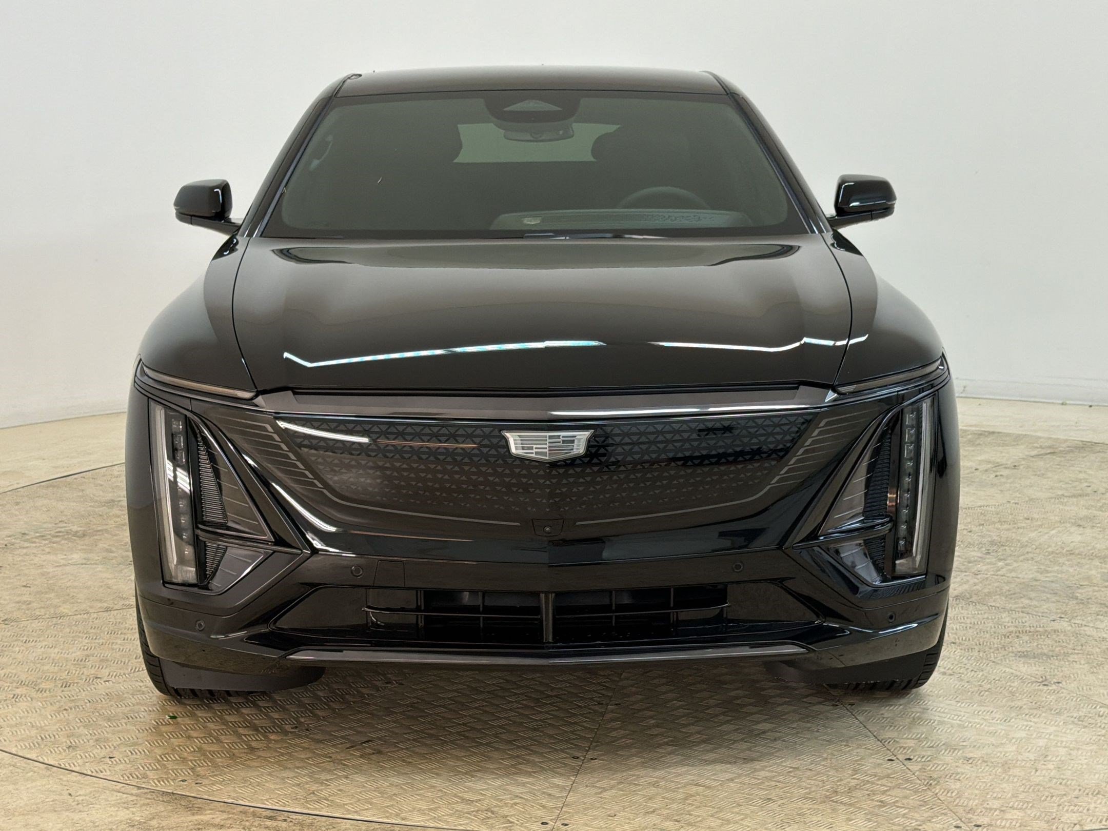 New 2026 Cadillac Lyriq Sport AWD/4WD image 6
