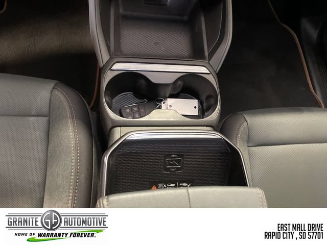 Used 2026 GMC Terrain AT4 AWD/4WD image 15