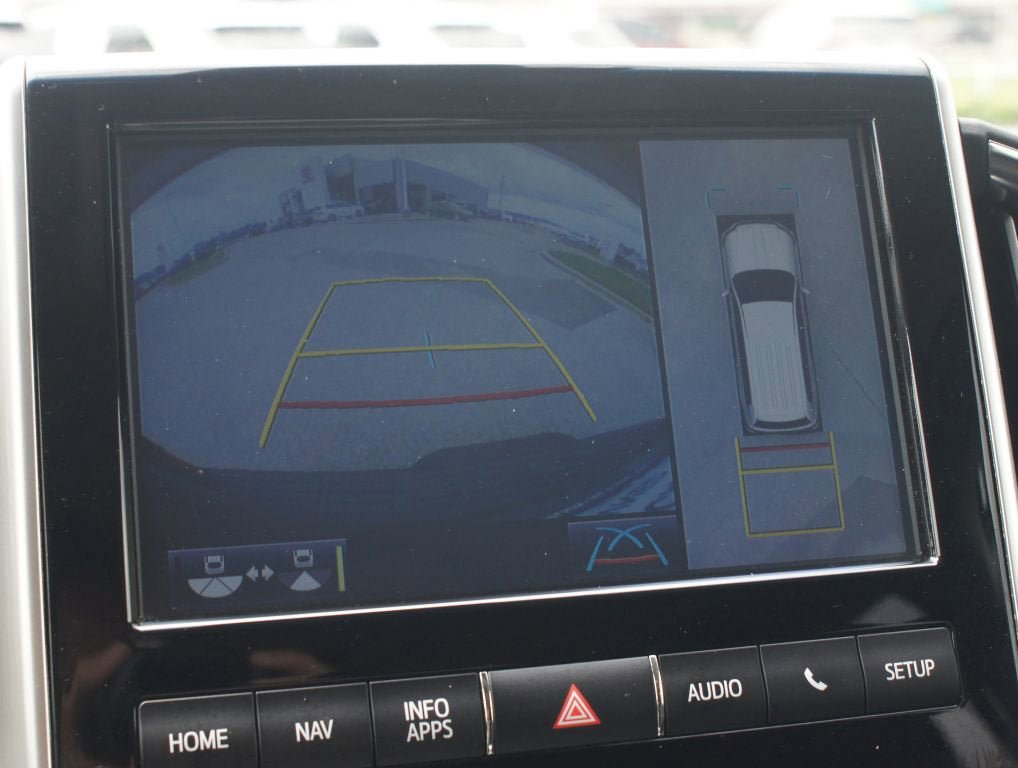 Used 2019 Toyota Land Cruiser AWD/4WD image 8