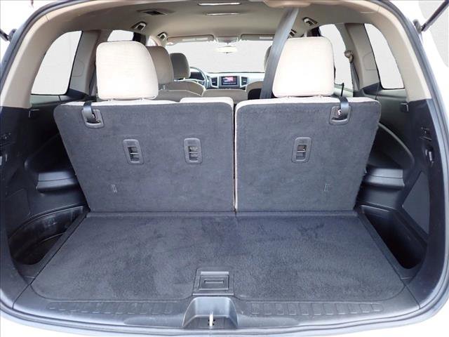 Used 2016 Honda Pilot LX image 9