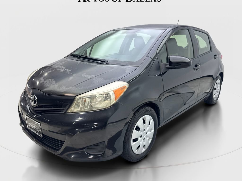 Used 2012 Toyota Yaris LE FWD image 2