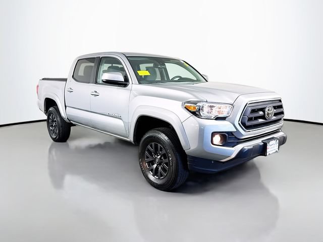 Used 2023 Toyota Tacoma SR5 AWD/4WD image 10