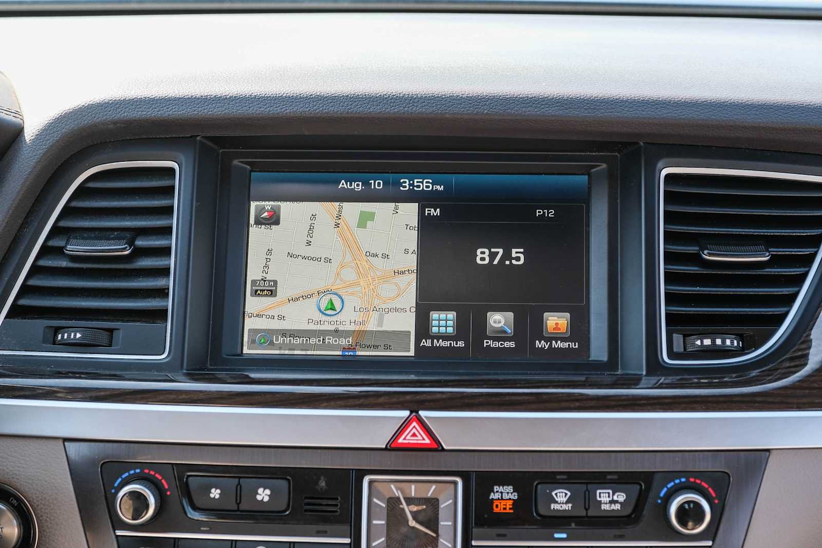 Used 2018 Genesis G80 3.8 RWD image 17