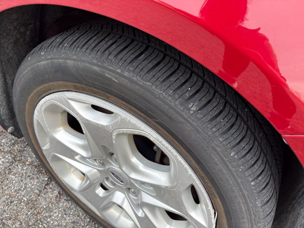 Used 2010 Ford Fusion SE image 10