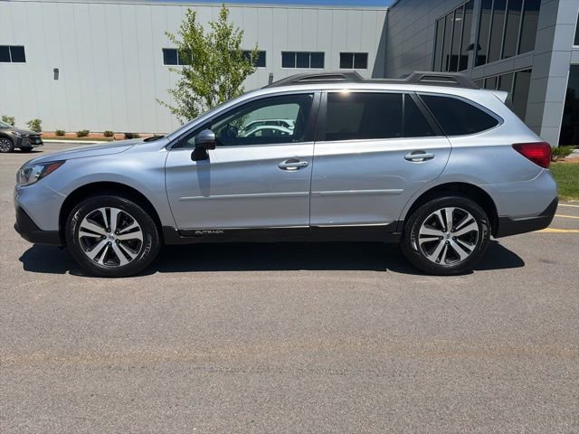 Used 2018 Subaru Outback 2.5i Limited AWD/4WD image 8