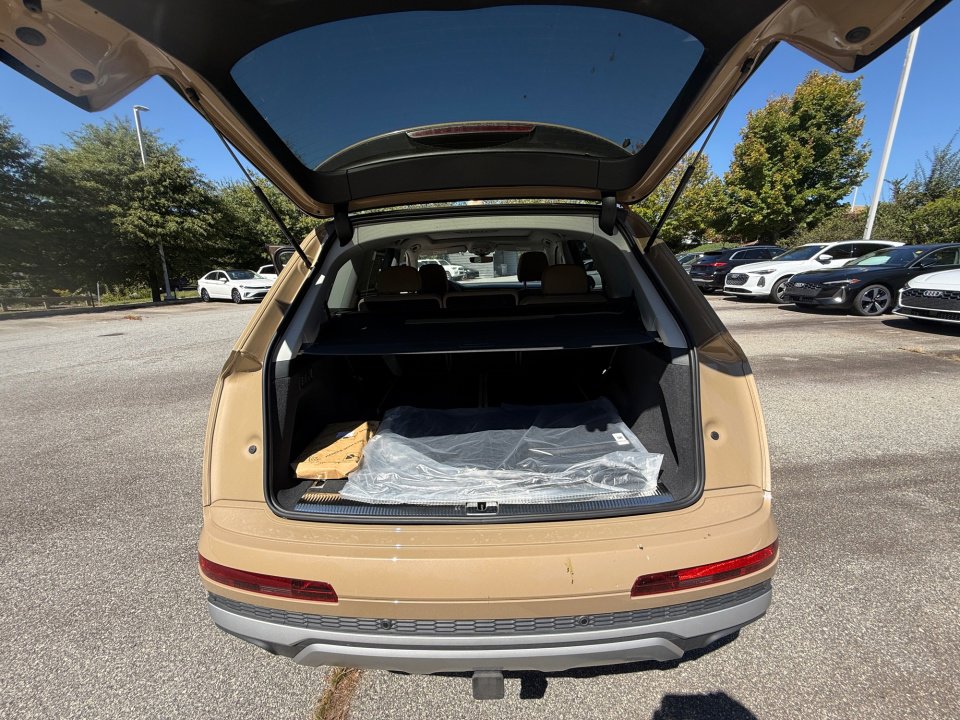 Used 2025 Audi Q7 2.0T Premium Plus w/ Premium Plus Package image 15