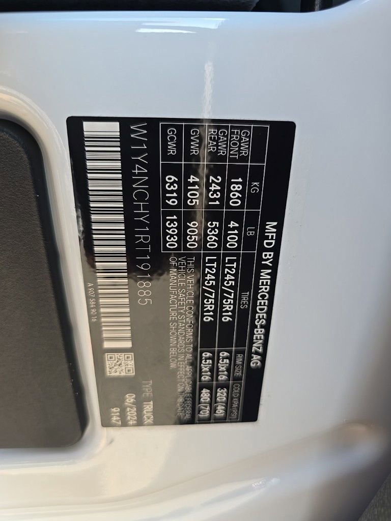 New 2024 Mercedes-Benz Sprinter 2500 image 29