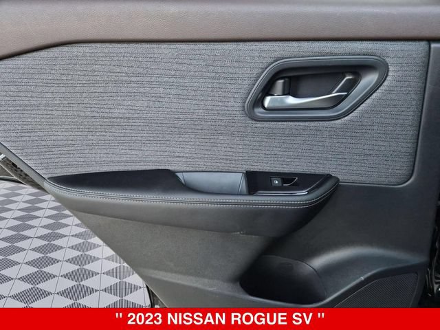 Used 2023 Nissan Rogue SV AWD/4WD image 29