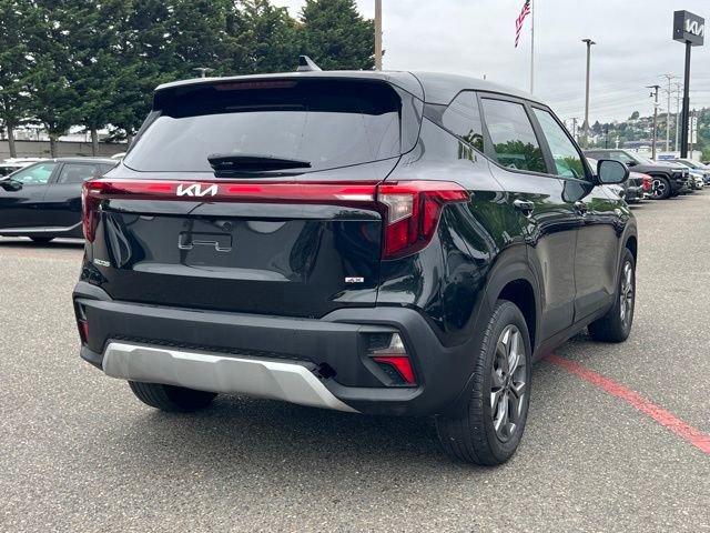 Certified 2024 Kia Seltos LX AWD/4WD image 7