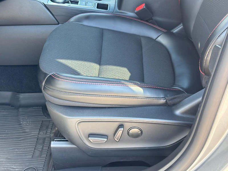 Used 2024 Ford Escape ST-Line w/ Tech Pack #1 AWD/4WD image 16