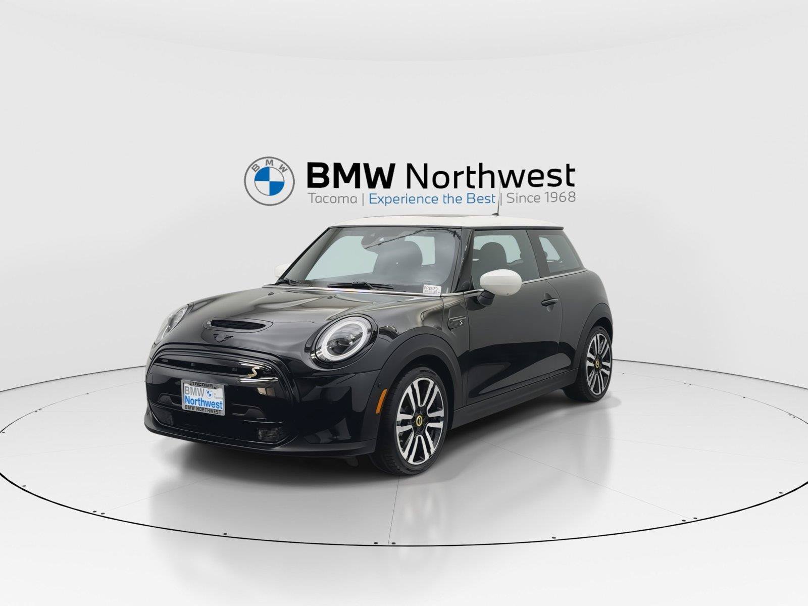 Used 2023 MINI Cooper SE FWD image 8