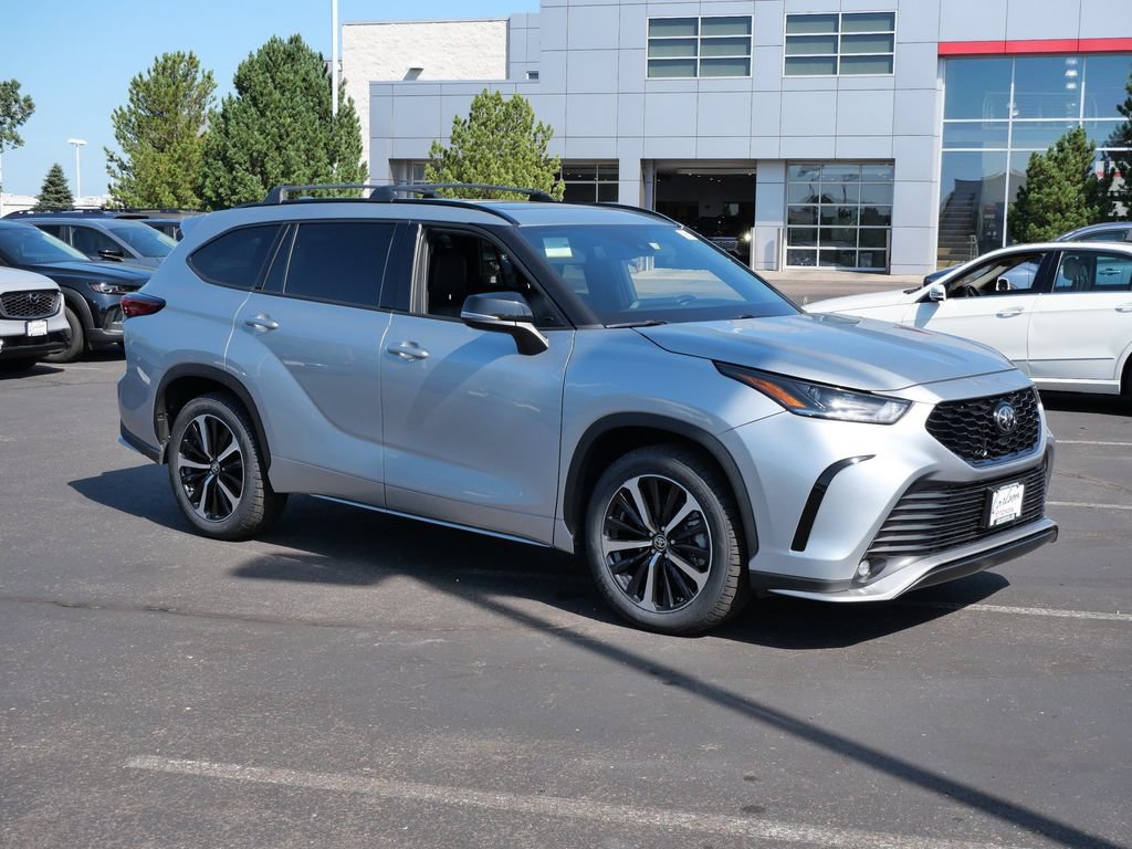 Used 2022 Toyota Highlander XSE AWD/4WD video 2