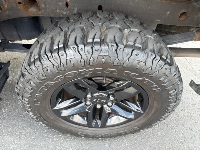 Certified 2020 Chevrolet Silverado 1500 Custom Trail Boss w/ Custom Convenience Package AWD/4WD image 25
